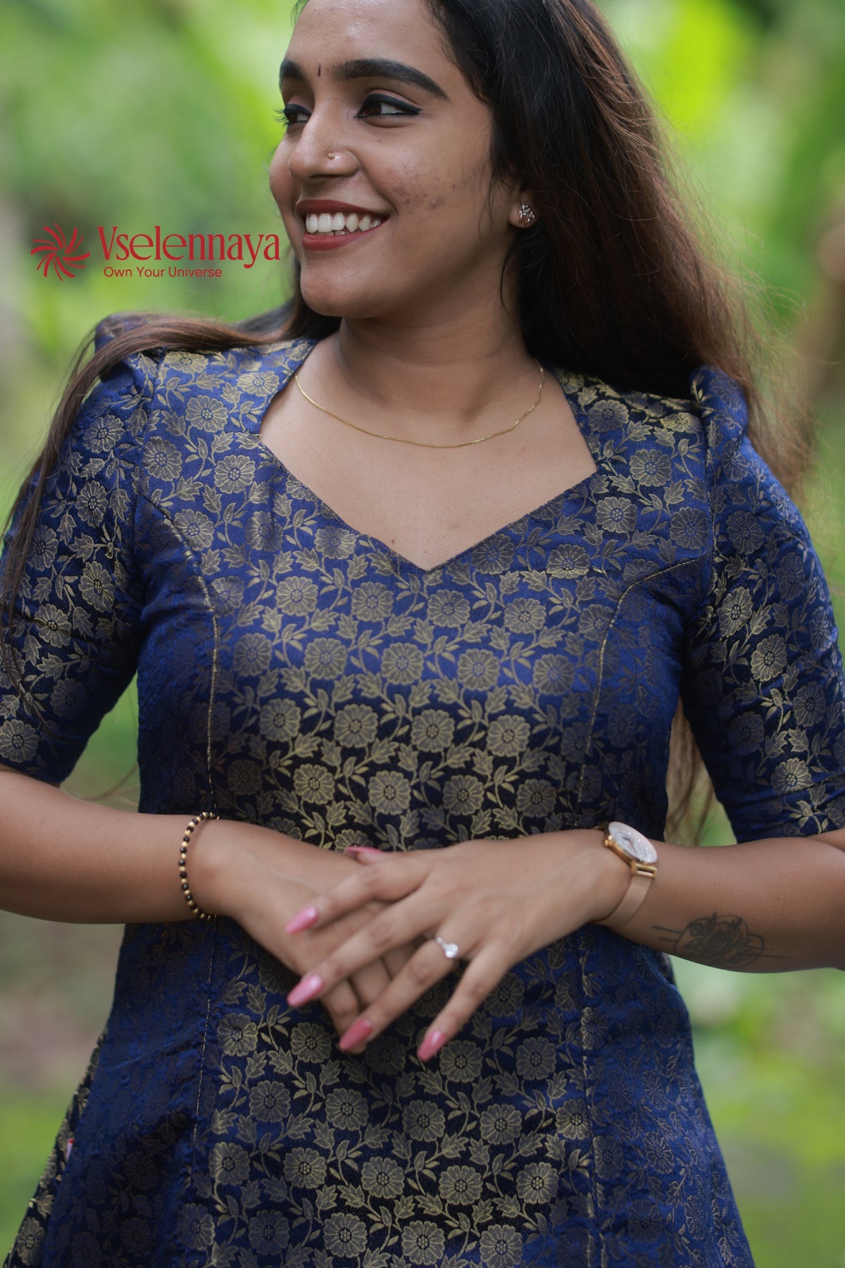 Kasavu- Royal Blue (Onam Special Limited Design)