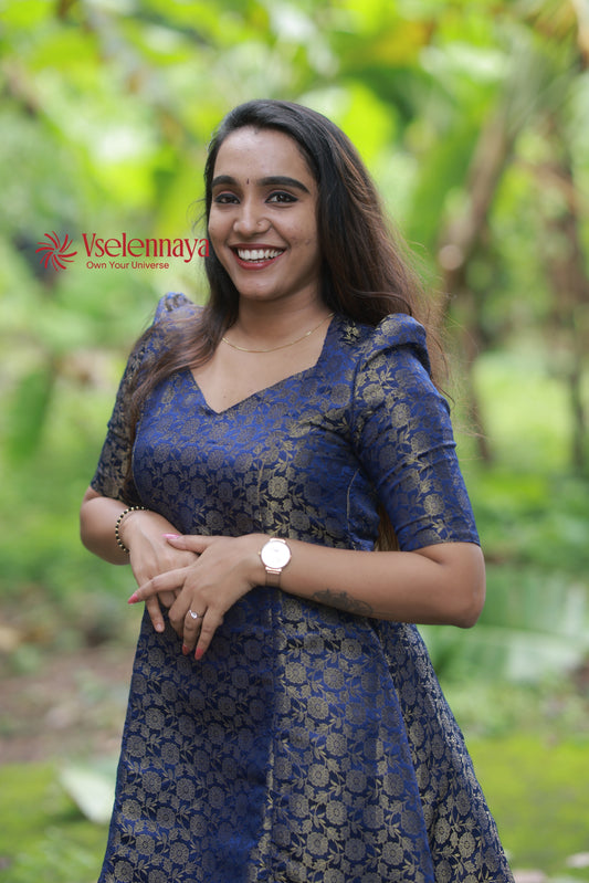 Kasavu- Royal Blue (Onam Special Limited Design)