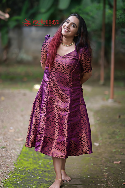 Kasavu-Deep Plum Purple (Onam Special Limited Design)