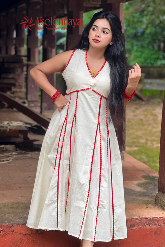 Shathaveri | Off White with Red (Limited Edition)