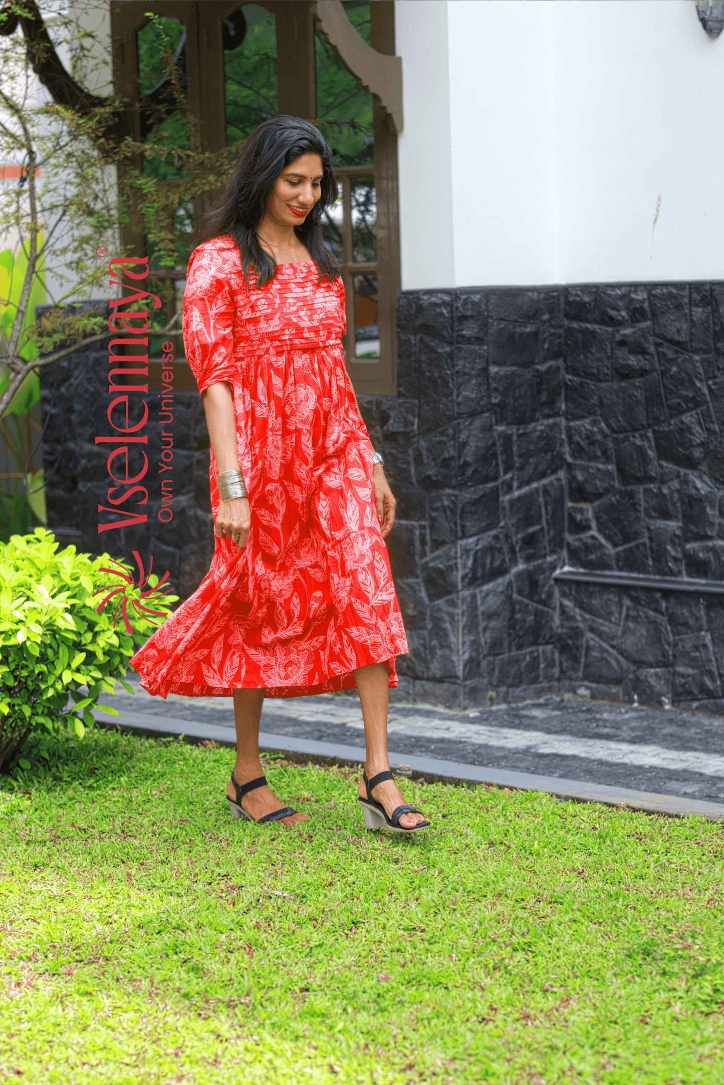 Blind Tuck Dress - Red