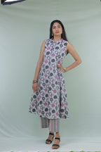 Light Grey Motifs