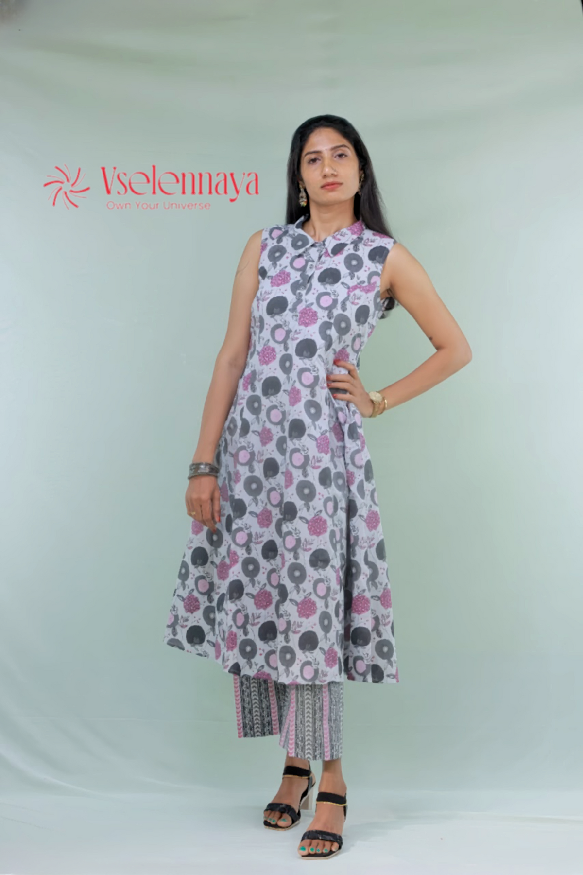 Printed Cotton Co-Ord Set - Light Grey Motifs