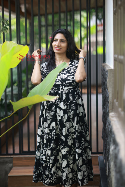 Blind Tuck Dress - Black