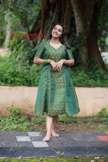 Kasavu-Emerald Green (Onam Special Limited Design)